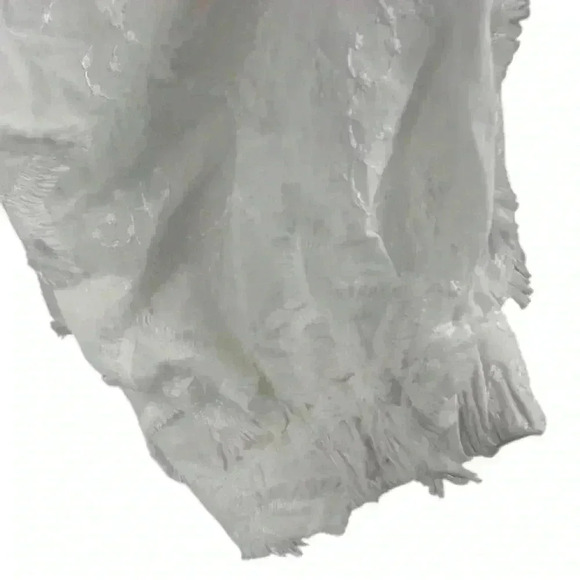 Chico's Women's White Embroidered Star Peasant Blouse Size 0.5 US Size 6 - Picture 3 of 14